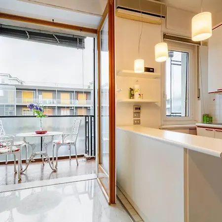 Luminoso Bilocale In Centro Apartment Milan Exterior photo